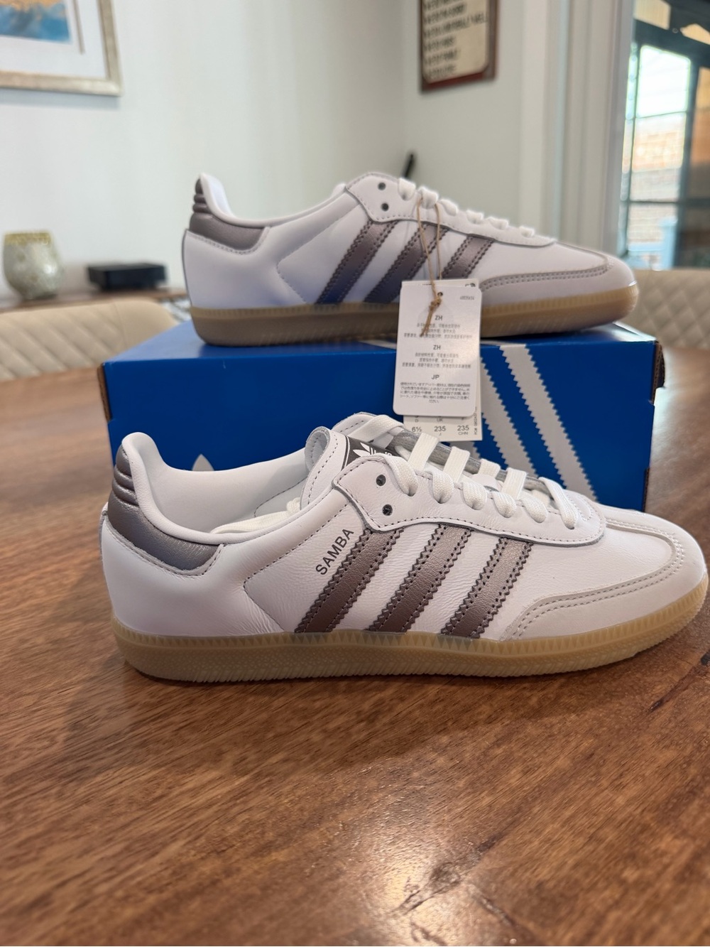 Adidas Samba OG W Sneakers in White with Brown Stripes - Picture 4 of 5